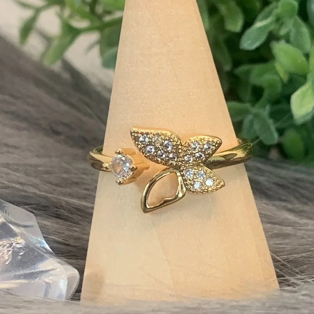 NEW Stainless Steel Butterfly Ring - Picture 4 of 4